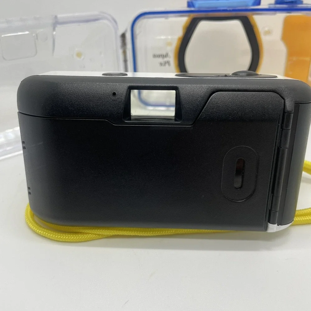 Aqua Pix‎ 35 Underwater Camera Tested. Focus Free Easy Pix FF35
